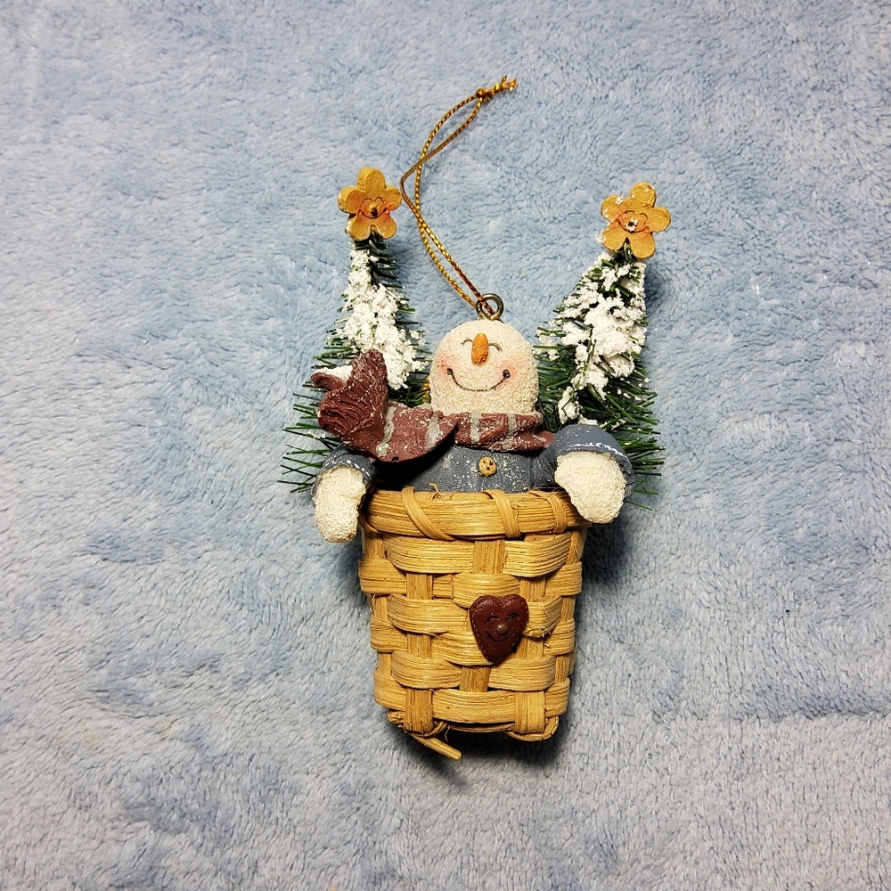 Happy Snowman In Woven Basket Christmas Tree Ornament Holiday Winter Frosty